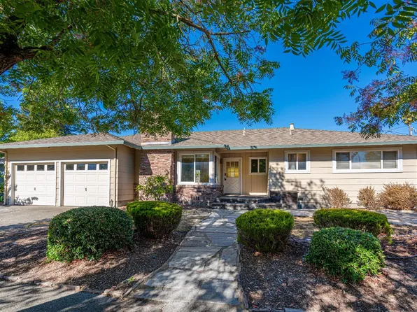 2711 Wawona Court, Santa Rosa, CA 95405