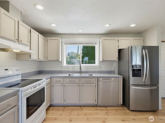 4th image of 3404 McHugh Place