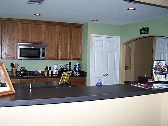 5th image of 308 Dover Heights Trl