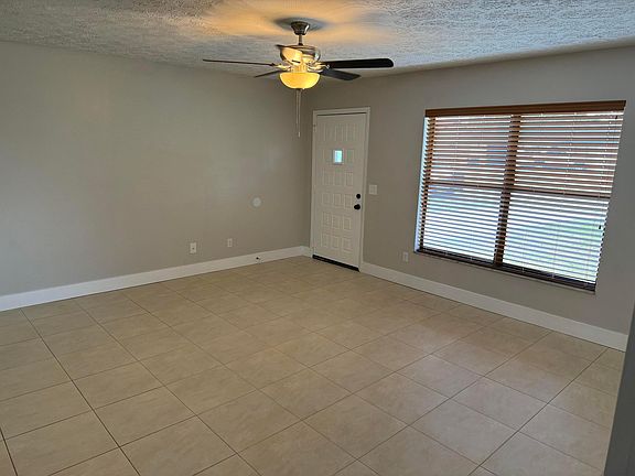 3rd image of 626 NW Archer Avenue