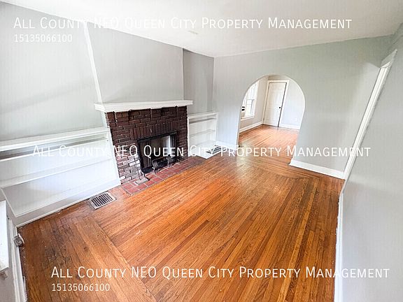 3rd image of 1854 Denham St