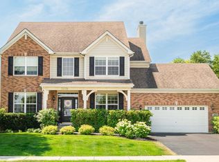 3021 Range Rd, Elgin, IL 60124