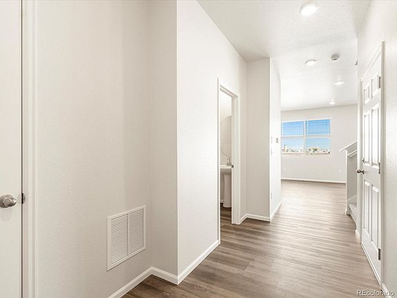 3rd image of 606 97th Avenue