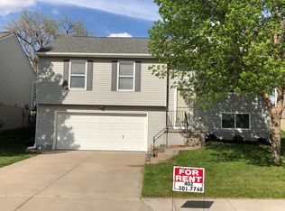 8469 N 153rd St, Bennington, NE 68007