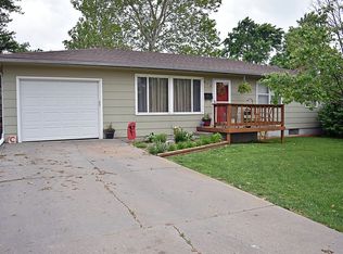 614 E 14th St, Concordia, KS 66901