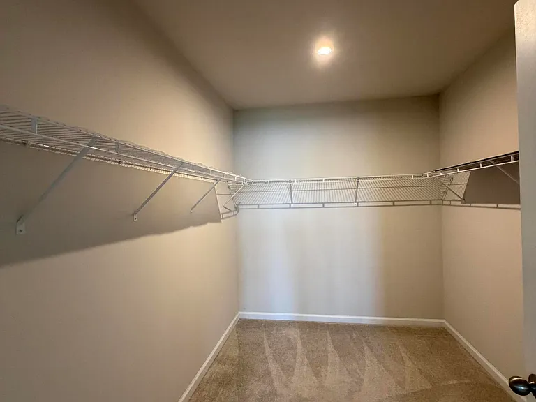 812 Persimmon Pl — Photo 6