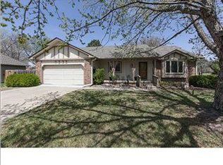 7332 E Ayesbury Cir, Wichita, KS 67226