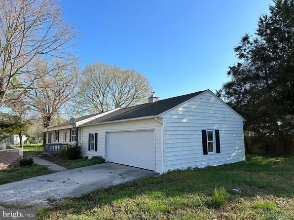 30524 Pecan Dr, Princess Anne, MD 21853