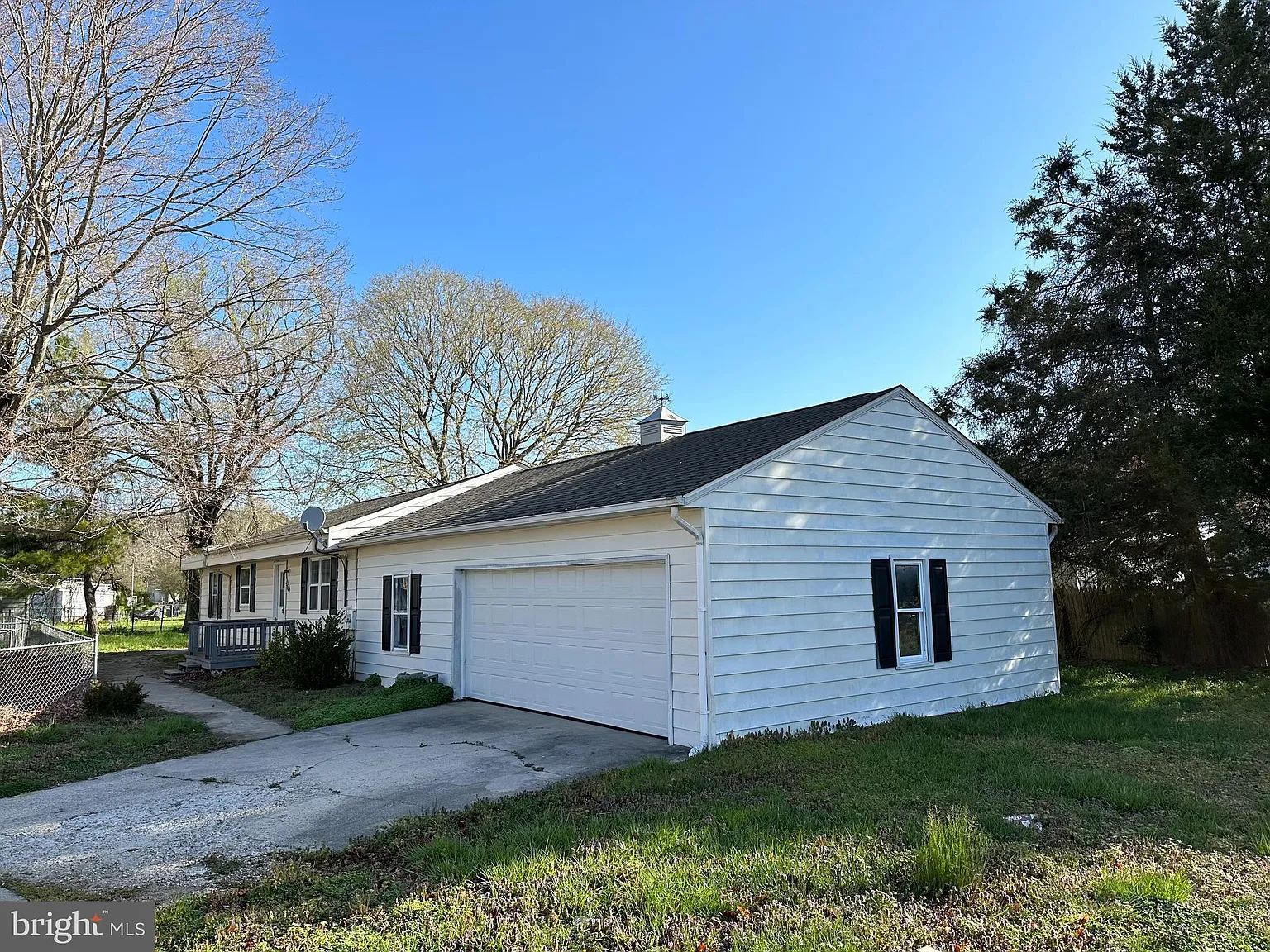 30524 Pecan Dr photo 1