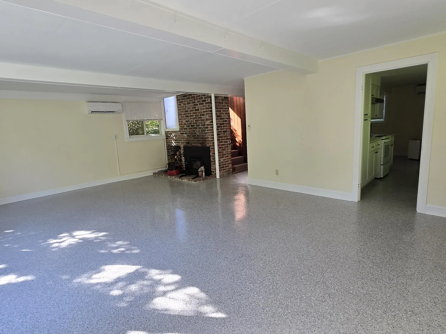 106 Bayberry Road - 1 — Photo 3