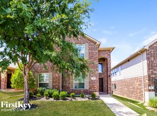 528 Cheyenne Dr, Aubrey, TX 76227