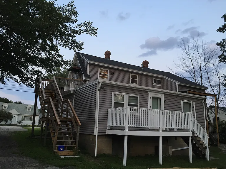 321 S Mammoth Rd #1 — Photo 2