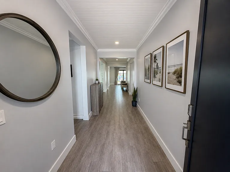 2917 Silverlefe Ln — Photo 2