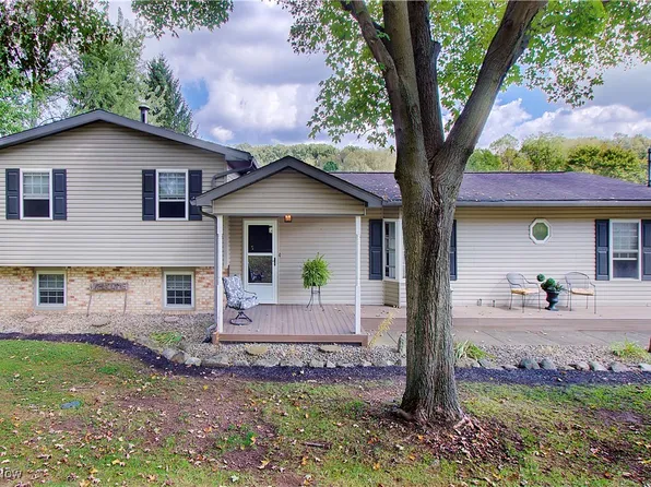 14015 Stimmel St NE, Paris, OH 44669