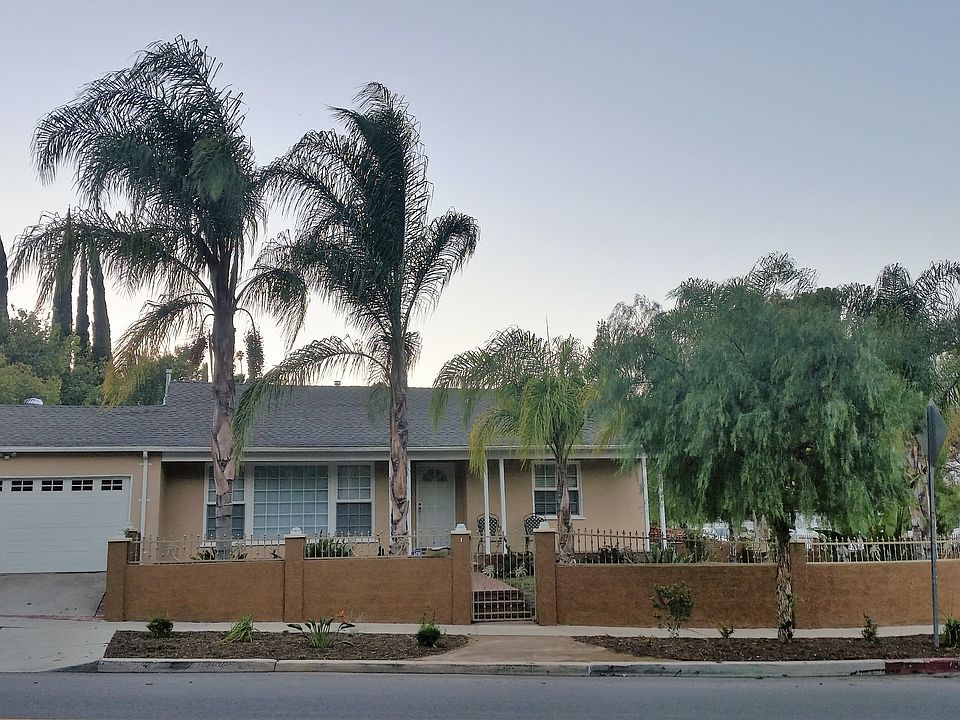 1st image of 4887 Canoga Ave