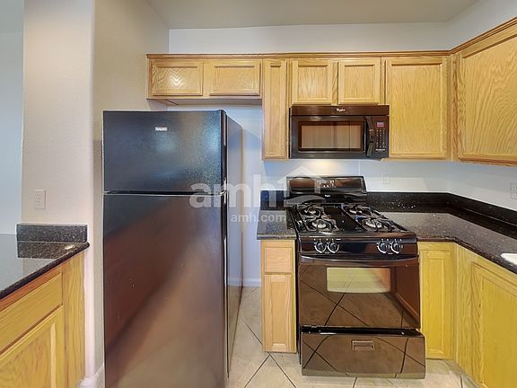 3rd image of 10492 Tuscany Rose Ct