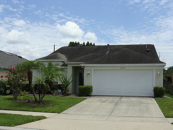 2nd image of 10626 Cherry Oak Cir
