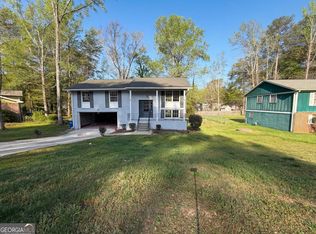 1010 Buckhurst Dr, College Park, GA 30349