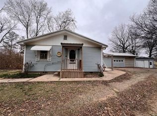 11016 Xavier Rd, Oswego, KS 67356
