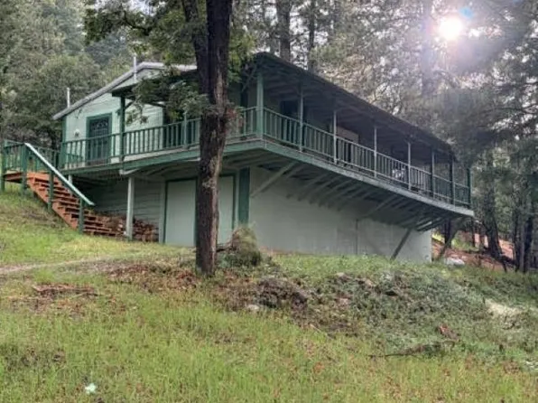 4 Sherwood Forest Rd, Mayhill, NM 88339