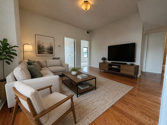 3rd image of 732 Filbert St #2R