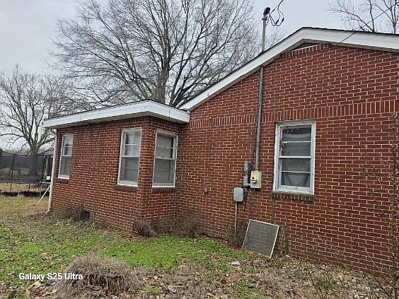 2nd image of 9540 Highway 641 N