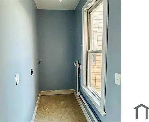 21 Marshfield St #3 — Photo 4