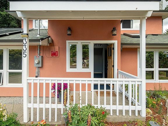 3rd image of 335 Damon Dr