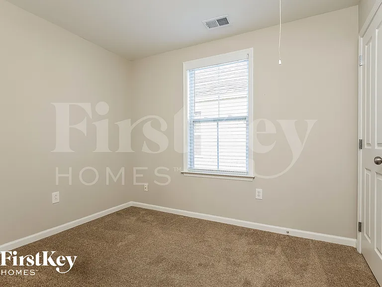 405 Verbena Ave — Photo 13