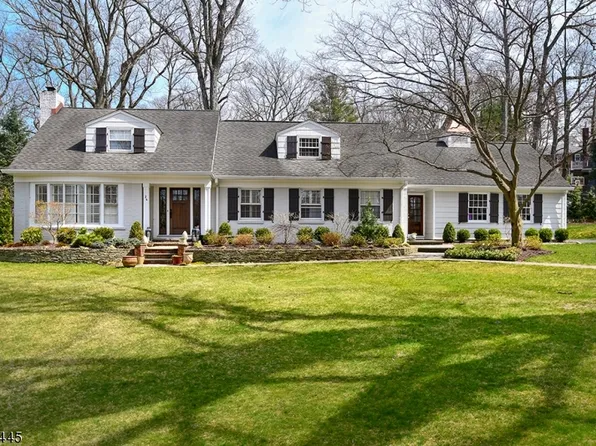 24 SILVER LAKE DR, Summit City, NJ 07901