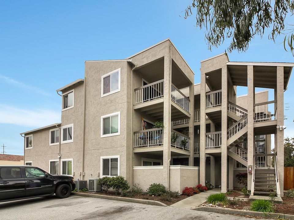 1st image of 5549 Russo Dr