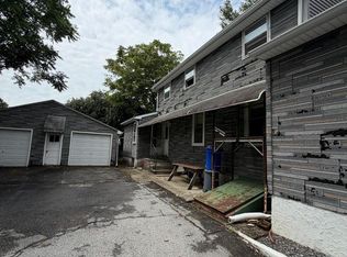 20 Pennsylvania Ave, Prospect Park, PA 19076