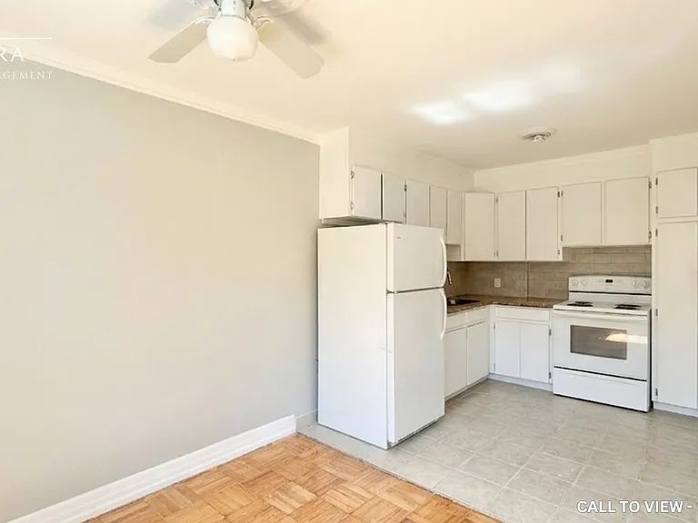 6 Kings Point Dr #11 — Photo 2