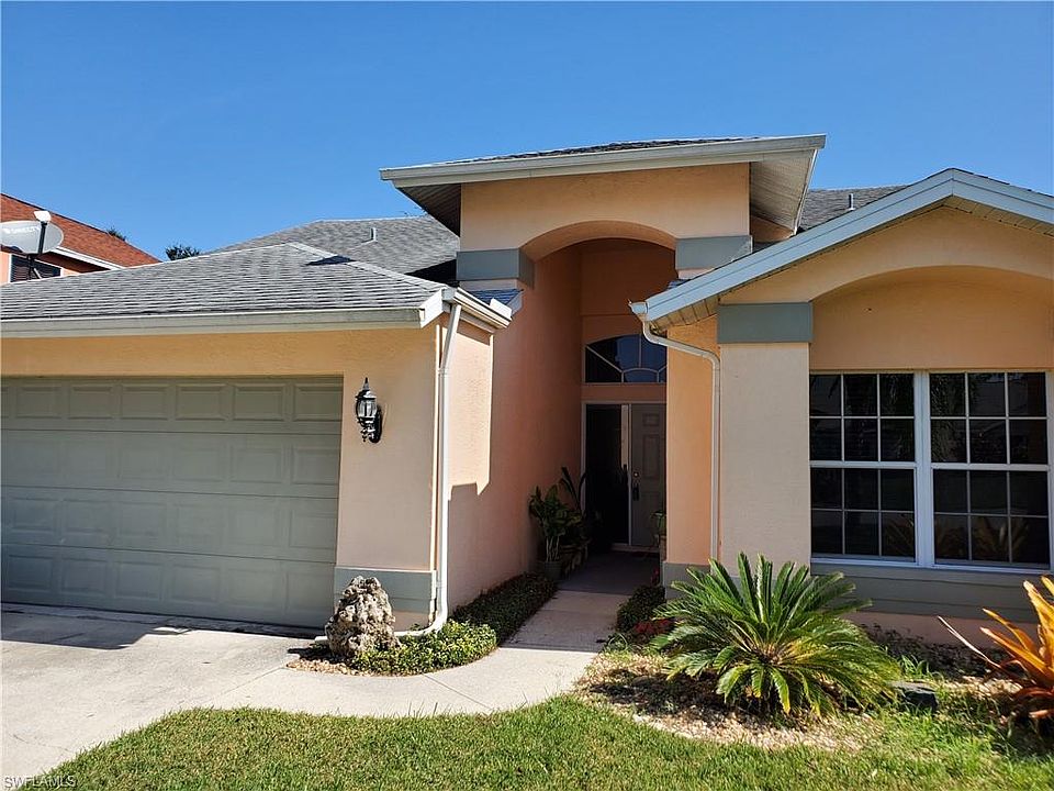 1st image of 17901 Castle Harbor Dr