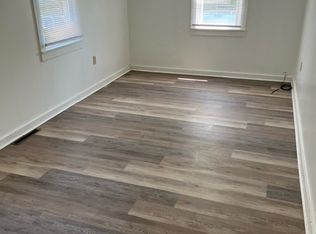 224 S 20th St #2, Murphysboro, IL 62966