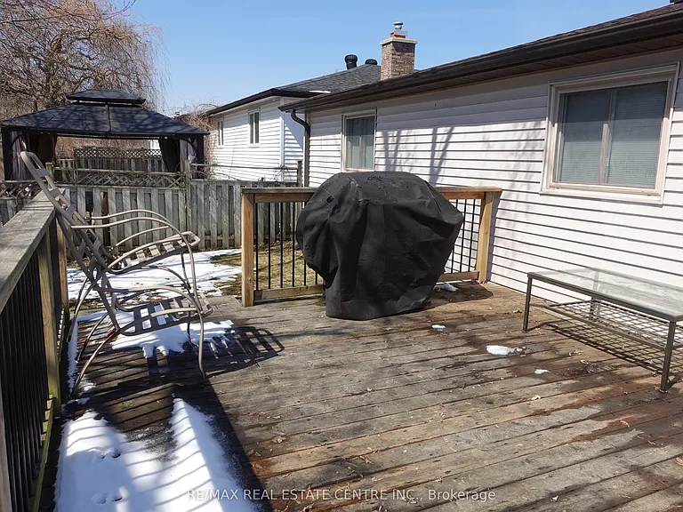 21 Maitland Dr — Photo 41