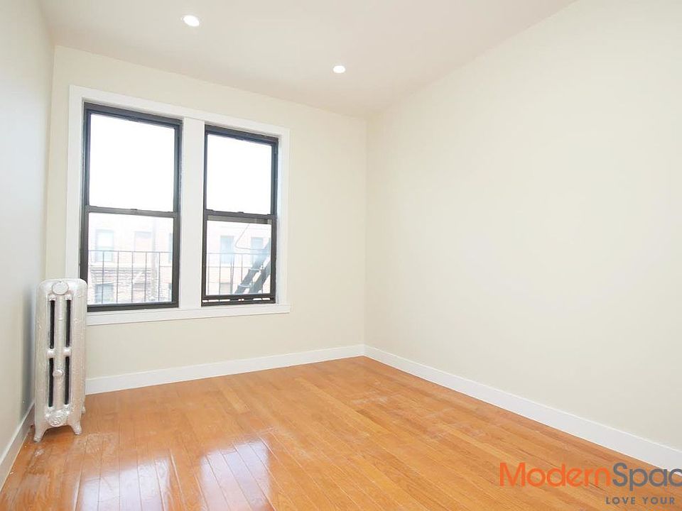 2nd image of 2819 33rd St APT 5C