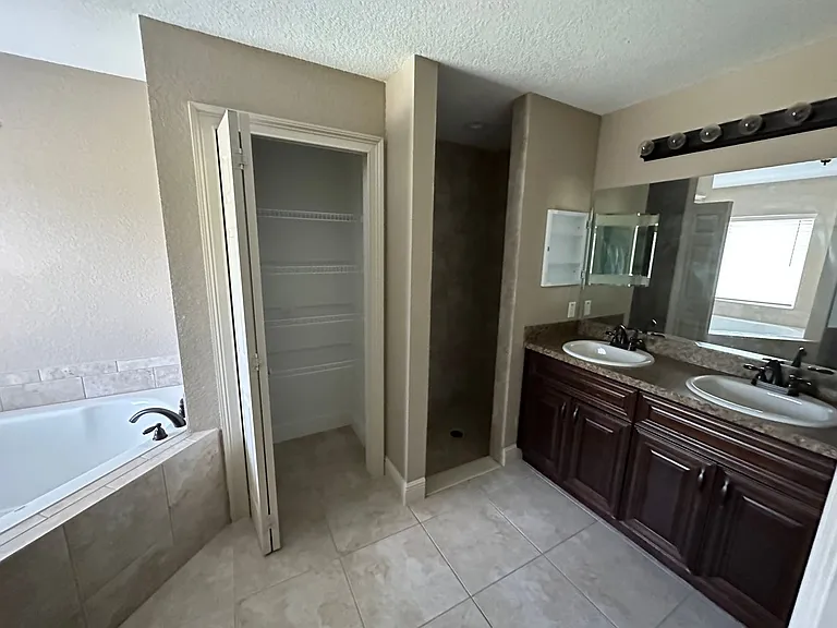 16736 SW 21st Terrace Rd — Photo 6