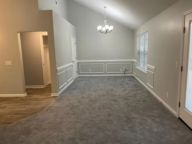 129 W Tisbury Ln — Photo 9