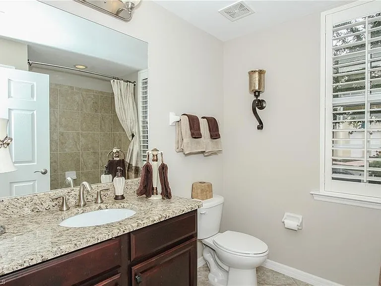 8531 Violeta St #101 — Photo 13