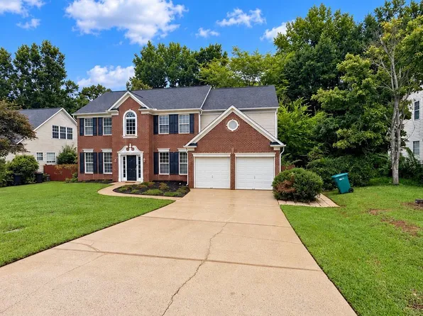 103 Harbor Glen Dr, Lexington, SC 29072