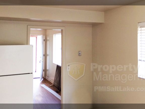 3rd image of 1450 W Pacific Ave APT 1