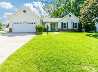 1104 Marxkors Pl, Florissant, MO 63031