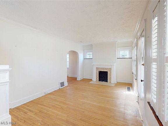 5th image of 1269 Saint Charles Ave