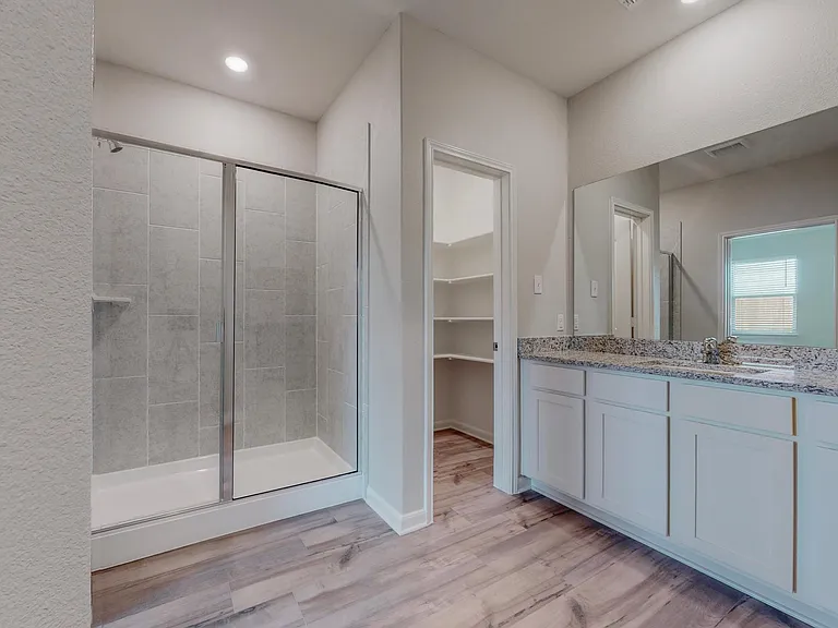 2113 Emma Ct — Photo 19