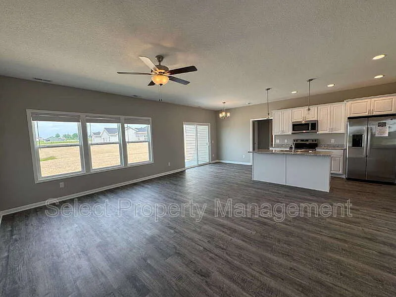 Building Photo - 1469 Signal Ridge Run