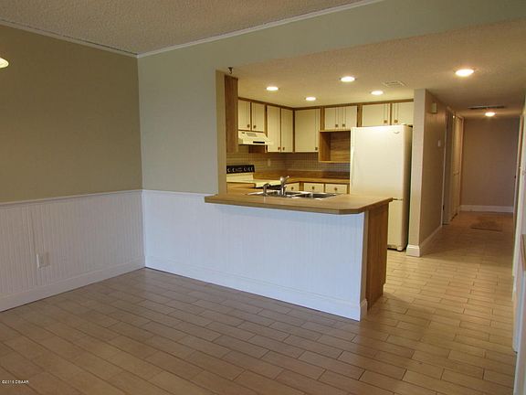 4th image of 2600 Ocean Shore Blvd #3010