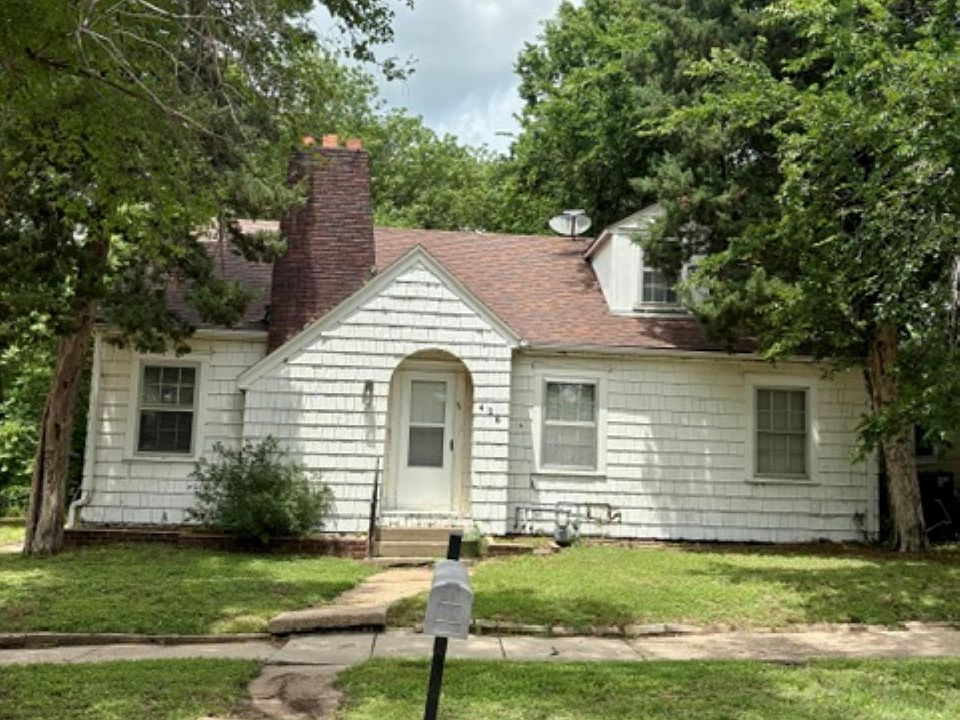 1st image of 426 W Cave Springs Ave