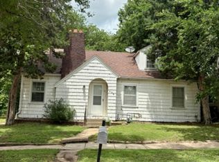 426 W Cave Springs Ave, El Dorado, KS 67042