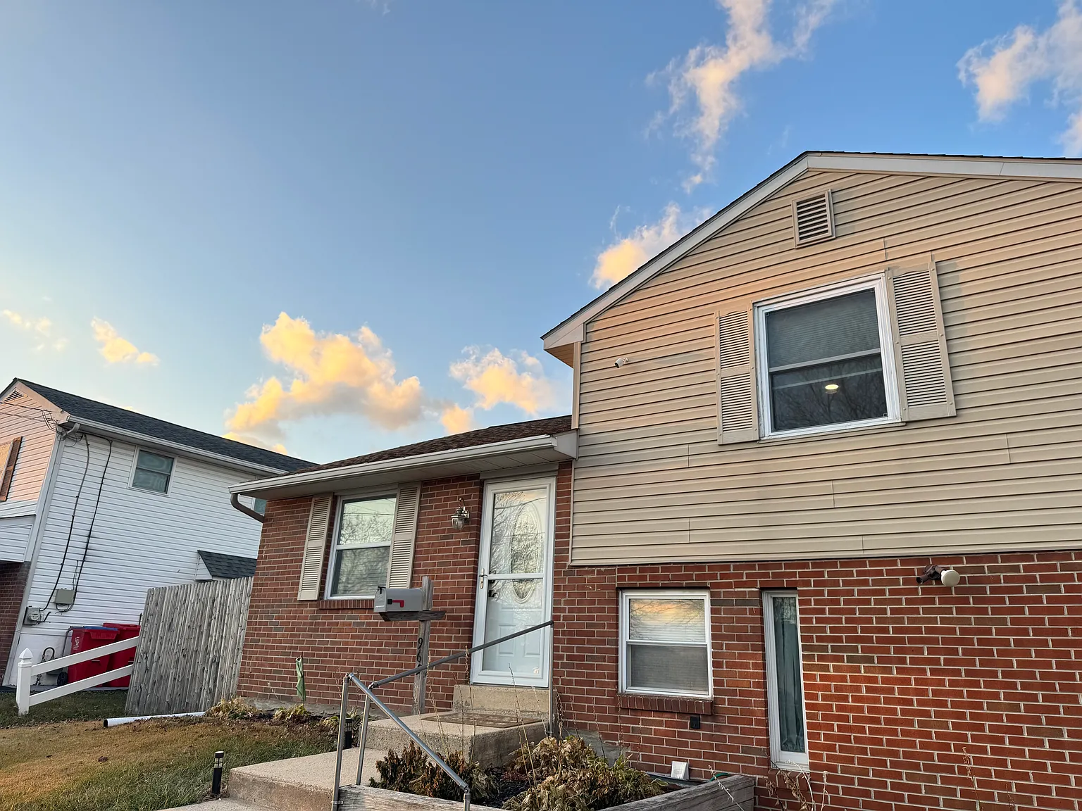 969 Von Steuben Dr photo 1